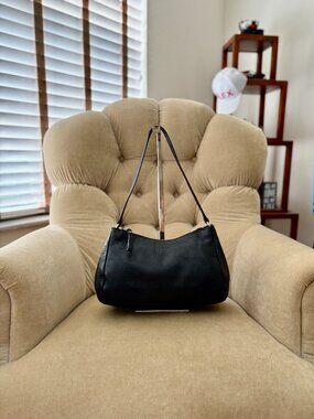 Auth KATE SPADE Pebbled Leather Mini Pouchette Baguette Hobo Bag